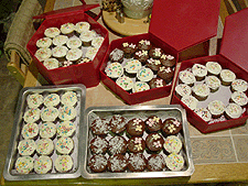 Lots of cupcakes!