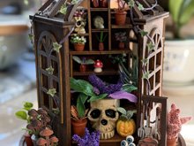 Halloween diorama